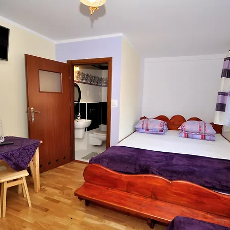 ゲストハウス Dw Dunajecki Gosciniec 3*