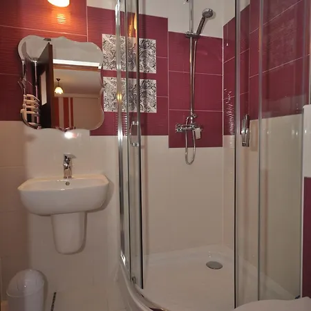 Dw Dunajecki Gosciniec 3* ビャウィ・ドゥナイェツ